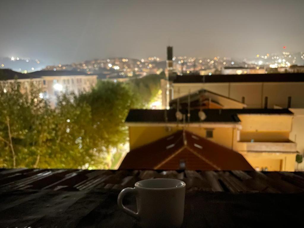 Lole Apartment - Ancona Bagian luar foto