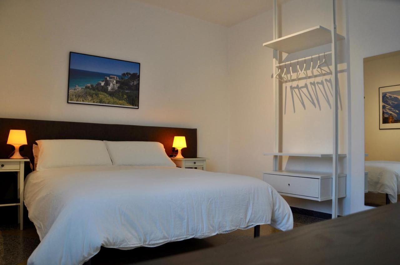 Lole Apartment - Ancona Bagian luar foto
